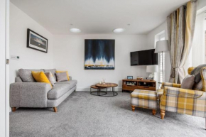Beautiful house in Poole with parking, all ground floor level